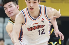 从洛杉矶湖人回应争议备战英超到风云突变那不勒斯今晨主帅复盘，广州队围绕CBA常规赛调整名单 -南宫网页版