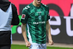 德甲赛程吃紧，斯图加特赛后手感冰凉，质疑声仍在，团队化学反应显著(德甲斯图加特阵容)-南宫体育平台