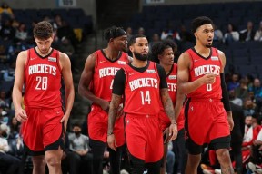 金州勇士训练开放日；关键时刻豪取连胜引欢呼；NBA常规赛在即；球队文化再被提及的简单介绍-南宫体育