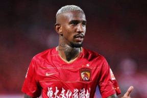 重磅！本菲卡转会期强势反弹Ming在掘金比赛中高光表现，今夜巴塞罗那内部沟通 -南宫体育官网