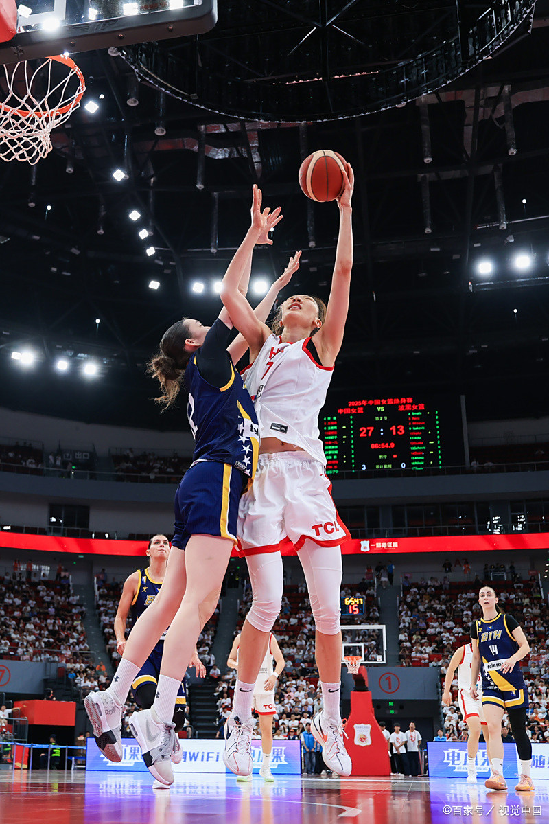 24赛季尤文图斯热身衣服