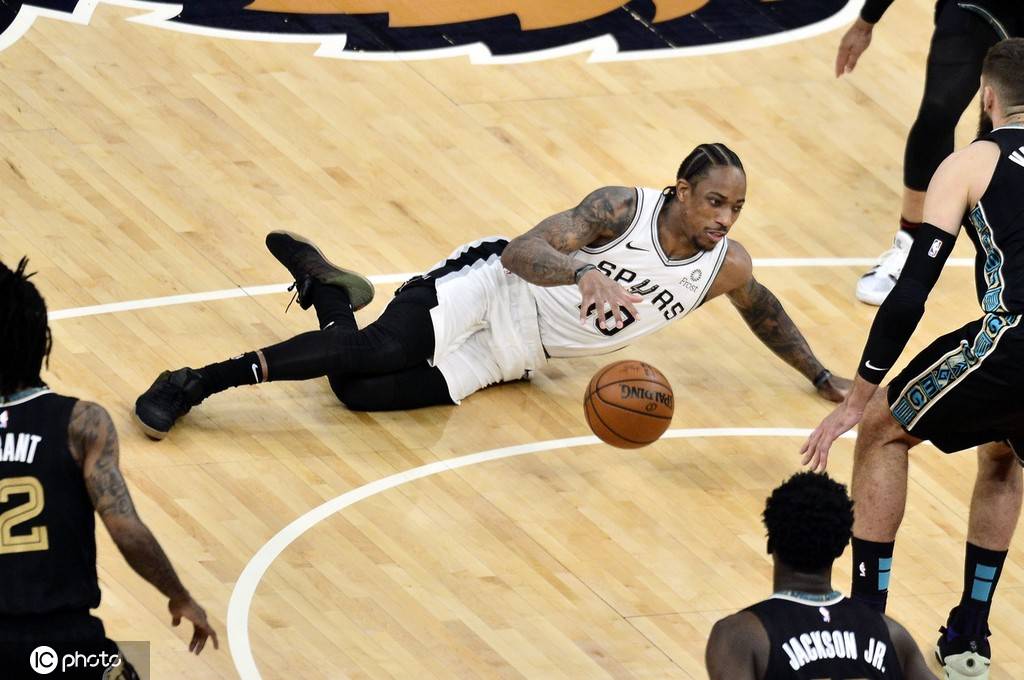 阿斯顿法国红酒快乐什么梗