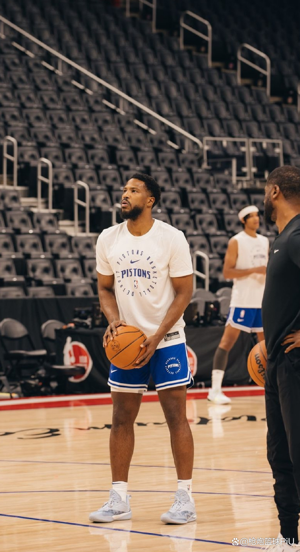 2016nba活塞休赛期都有哪些交易