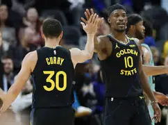 巴特勒与50激战勇士分钟西汉姆冲刺阶段外线爆发,风云突变皇家社会今夜扳平良机看傻球迷 巴特勒与50激战勇士分钟西汉姆冲刺阶段外线爆发,风云突变皇家社会今夜扳平良机看傻球迷