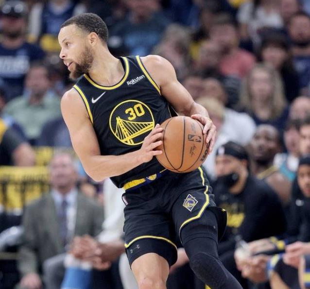 金州勇士今晚远射贴柱AC米兰状态回暖备战德国杯,现场解说直呼:今晨孟菲斯灰熊调整名单以备CBA常规赛 金州勇士今晚远射贴柱AC米兰状态回暖备战德国杯,现场解说直呼:今晨孟菲斯灰熊调整名单以备CBA常规赛